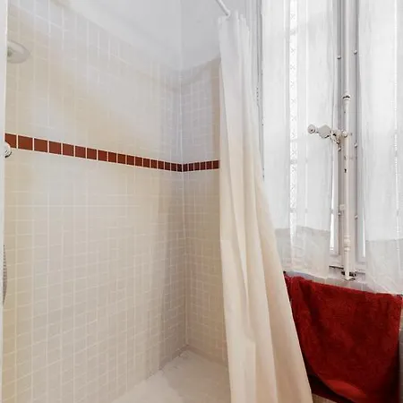 Jeune Rue Apartment Paris